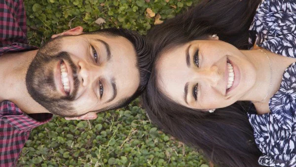 Щастливи, но поотделно