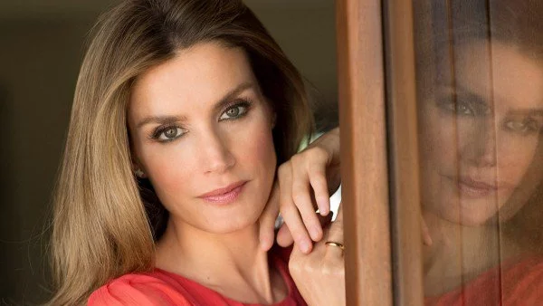 Дневниците на принцесата: Испанската красавица от средната класа