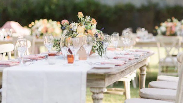Градинска бохо сватба