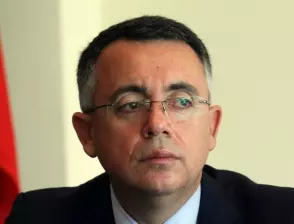 Кметът на Кърджали забрани ползването на стълбища при тържества в детски заведения