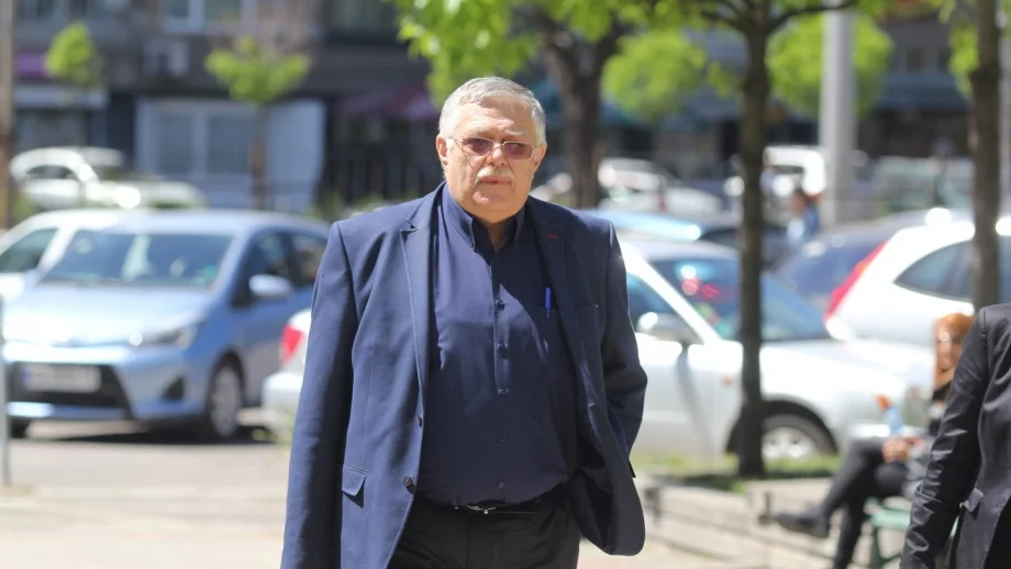 Уволниха шефа на Фонда за лечение на деца 