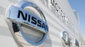Nissan започва полеви тестове на "робо-таксита"