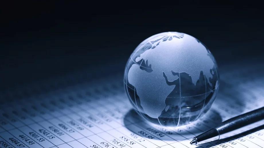 Световната икономика страда от дефлационна депресия 