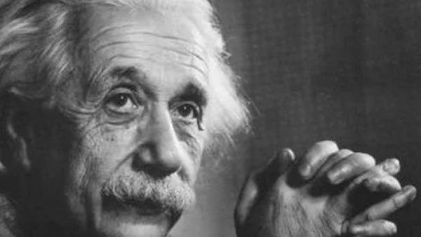 Съветите на Айнщайн как да решава проблемите си