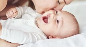 Традиции при раждане от цял свят