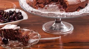 Шоколадов сладкиш с череши