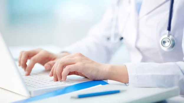 Великобритания може да загуби 12 000 лекари заради Brexit