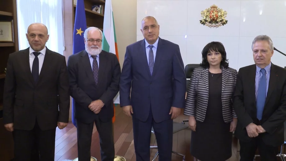 Канете: ЕК подкрепя България за разработването на газов хъб