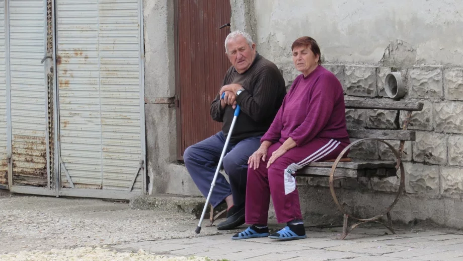 На първо четете: Увеличиха минималната пенсия с 20 лв.