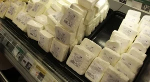 Имитиращите млечни продукти - само на отделни щандове