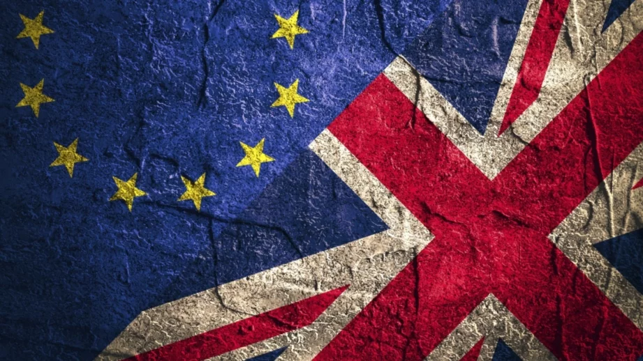 Великобритания може да загуби над 66 млрд. паунда годишно при "твърд" Brexit