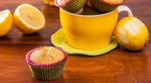 Ароматни лимонови мъфини с маково семе