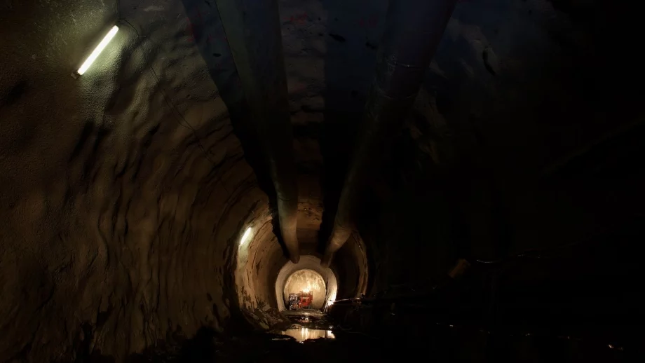 В Швейцария откриват най-дългия жп тунел в света 