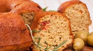 Солен кекс с овесени ядки и маслини