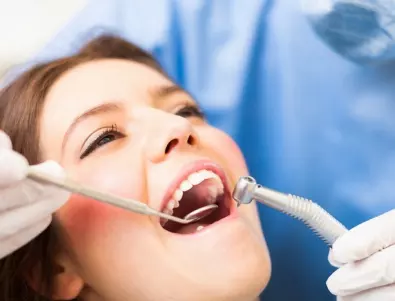 Зъболекар споделя: Колко време след поставяне на пломба може да се яде?