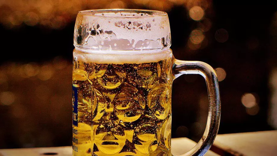 Пивоварни в Германия изхвърлиха бира за милиони евро 