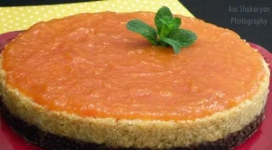 Чийзкейк с киноа и сладко от кайсии