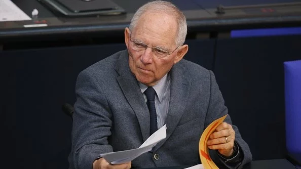 Шойбле: Ще се опитаме да ограничим негативните ефекти за Великобритания от Brexit