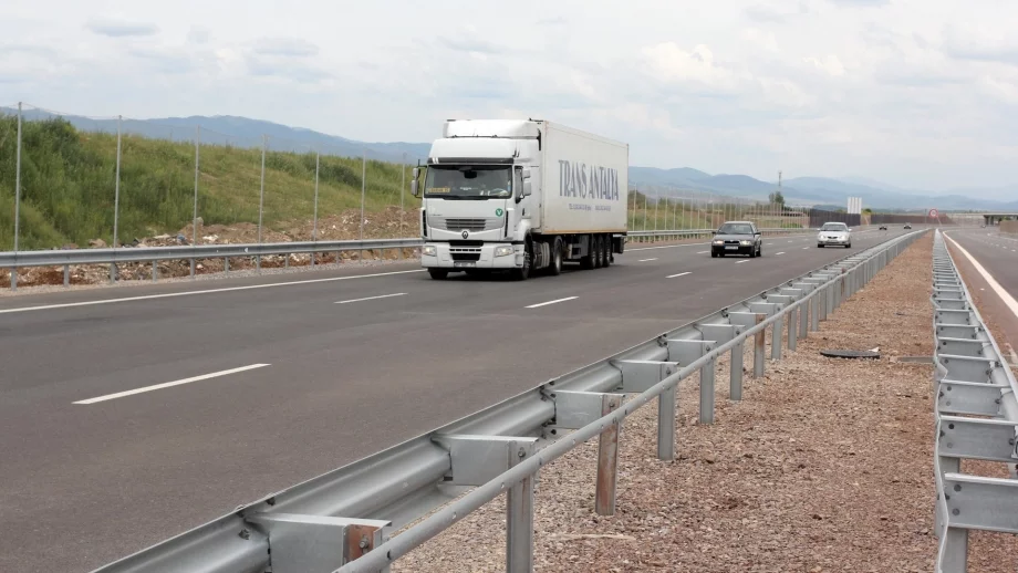 Представят вариантите за плащане на тол такси до края на октомври
