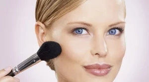 Руж според  формата и тена на лицето