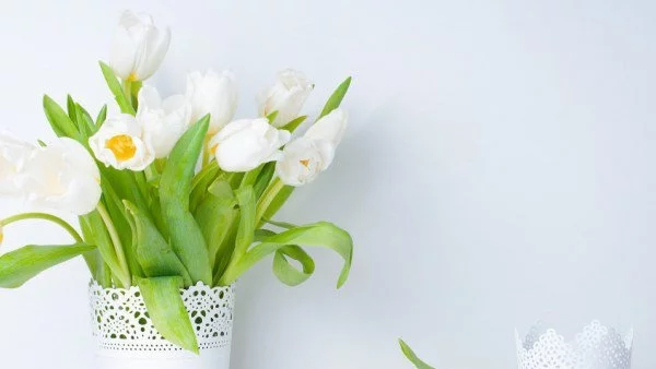 Прекрасни начини да декорирате дома си с цветя