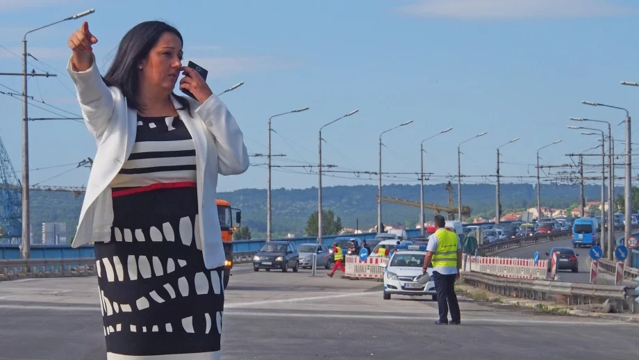 Павлова си прави пресцентър за 300 000 лева