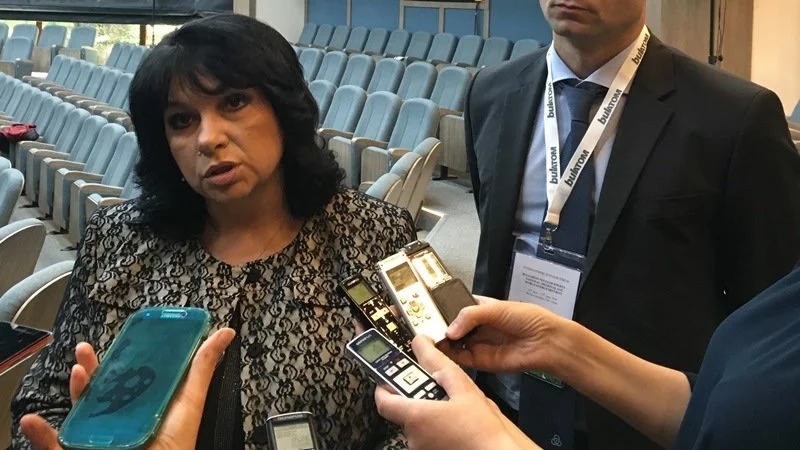 Петкова отговори на БСП: Обезвредихме апокалипсиса в енергетиката