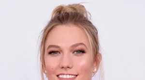 Ето как се храни Карли Клос