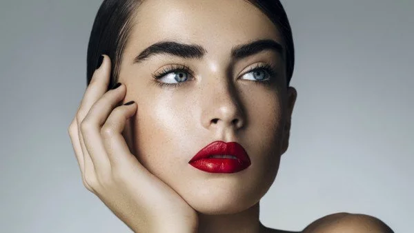 Как да си направим хубави плътни вежди