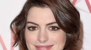 Ан Хатауей: Има все по-голямо полово равенство в Холивуд