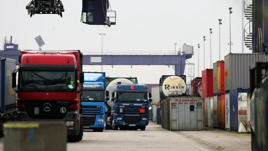 Български превозвачи плашат с контрапротест при гръцка блокада на границата