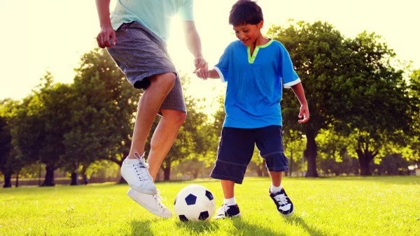 Спортен празник "Татко и аз" по повод деня на бащата