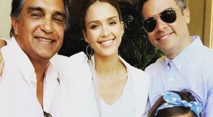 Как звездите отпразнуваха Деня на бащата?