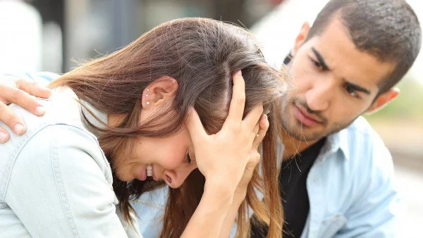 Как се обича момиче с тревожност