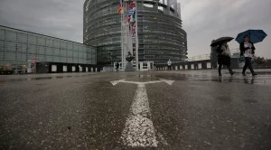 2016/06/23/0876253001466660636