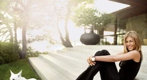 Пъстрият и уютен дом на Дженифър Анистън