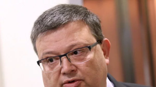 Цацаров поиска промени в Закона за изповеданията и Изборния кодекс