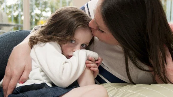 35 фрази, с които да успокоите детето си