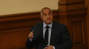 Премиерът Борисов депозира оставката на правителството