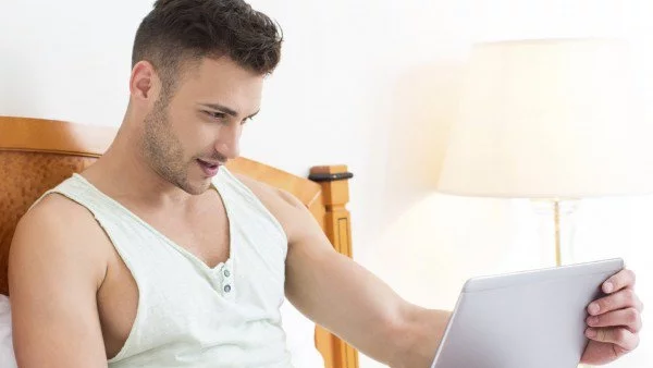 Да излизаш с Матрицата