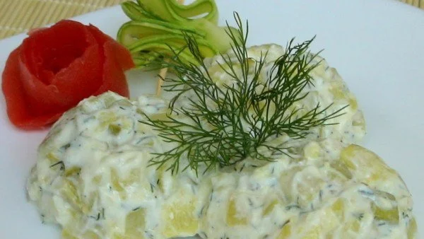 Лятна салата с тиквички