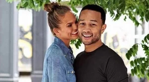 Тъмният, но пълен с характер, дом на Криси Тейгън и Джон Леджънд 