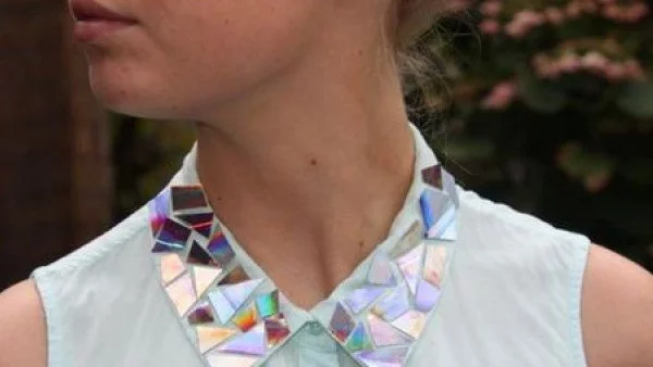 Направи си сама: Ефектна яка от дискове