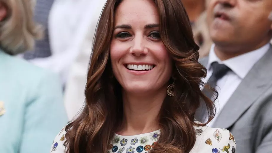 5 звезди, които носят евтини дрехи и са модни икони