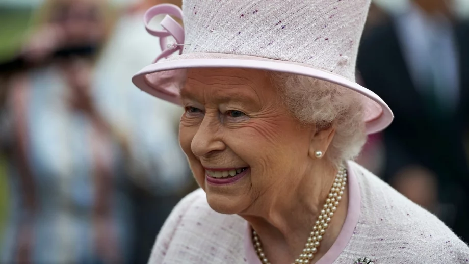 Кралица Елизабет II скоро ще има профил в Twitter