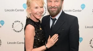 Холивудски двойки, доказващи, че любовта е вечна