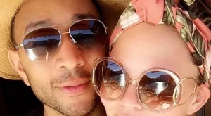 Криси Тейген и Джон Леджънд празнуват годишнина в Италия