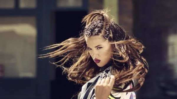 DARA от X Factor с първо видео