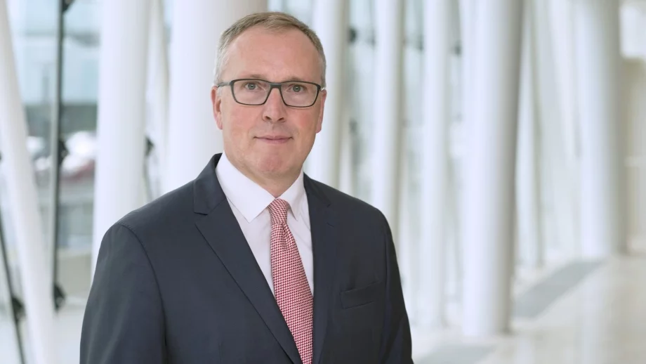 Скандалните прогнози на Оле Хансен се сбъднаха