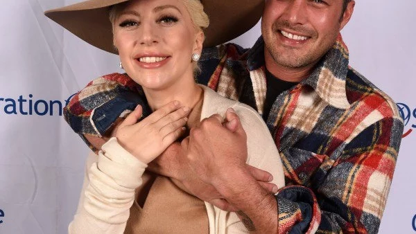 Лейди Гага иска да си върне бившия годеник